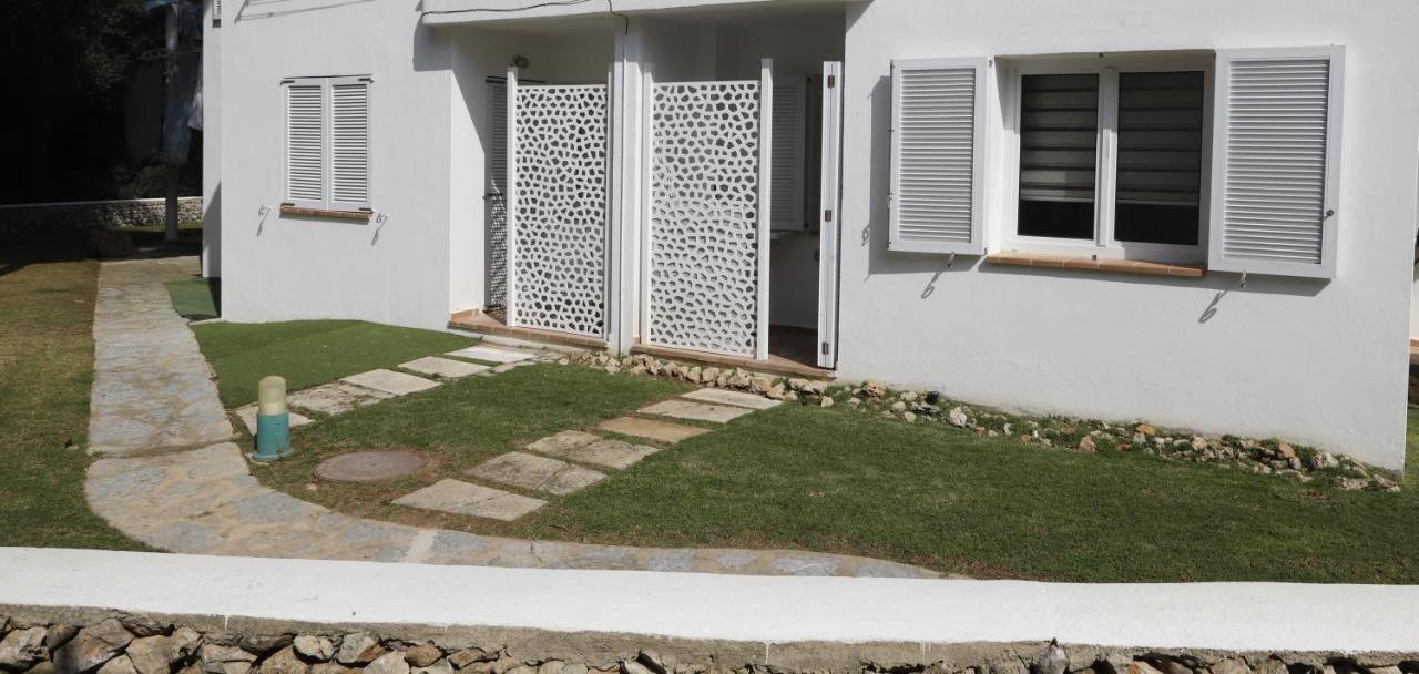 Villa Pilar Es Mercadal Exterior photo